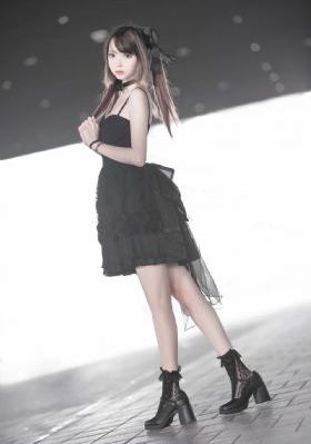 女教师2在线看